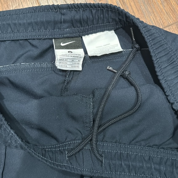 Nike shorts with drawstring and pockets, pinstripe - Picture 3 of 5